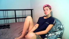 Hot amateur webcam teen masturbates for their fans