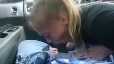 HOMEMADE AMATEUR BLOND SLUT SUCKING BBC IN CAR