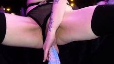 Amateur brunette ariana marie solo toying