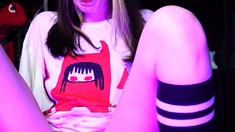 Amateur brunette ariana marie solo toying
