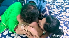 Real Amateur MILF fucked fingered orgasms takes cumshot