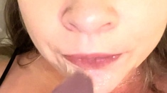 Masturbating loving babe solo toy plays with enthusiasm