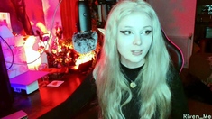 Amateur Blonde Teen Plays Solo with Toy Webcam Porn
