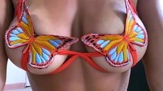busty blonde babe natural boobs big breasted babe di