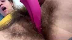 Live brunette camgirl toys masturbation orgasm on webcam