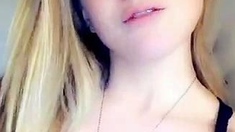 Amateur blonde teen girlfriend toyed and facialized