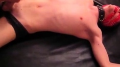 Twink's Delivery: Bound to Cum