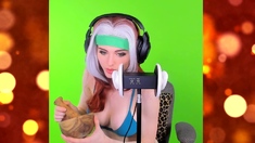 Close up with blonde hottie blowing a large dick