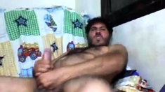 Big-cock Daddy Strokes His Huge Meat