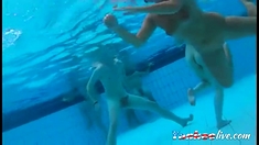 naked underwater 250215