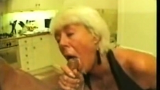 Old slut picked up and does a bj