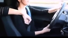 Female Uber Driver Gives Her Passenger A Handjob